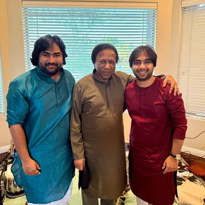 A deeply humbling moment with the legendary sitar maestro, Ustad Shahid Parvez ji, along with my brother. His encouragement and blessings mean the world to us.