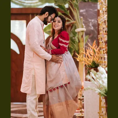 A tender moment between expectant parents during their Godh Bharai, or Indian baby shower. I focus on capturing the love and connection as they celebrate this milestone.
