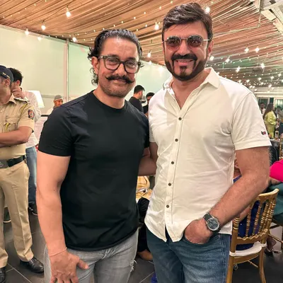 It was an absolute honor to meet the one and only Aamir Khan. A true legend of Indian cinema, and it was so awesome to connect with him.
