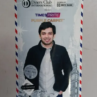 Our Green Screen and AR Photo Booths take attendee engagement to new heights. This souvenir from the Times Prime Purple Carpet event places a guest against a London backdrop, creating a travel-themed memory with custom branding.