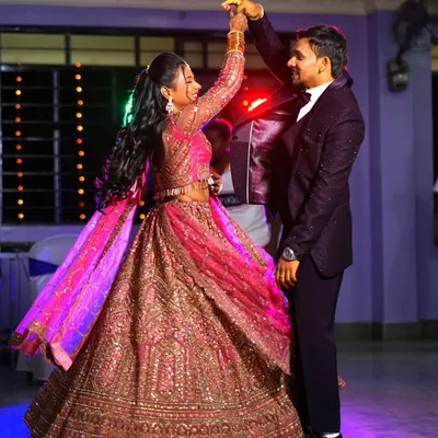 Capturing the movement and joy of a couple's dance at their sangeet. I use techniques to freeze the action while still conveying the energy of the performance.