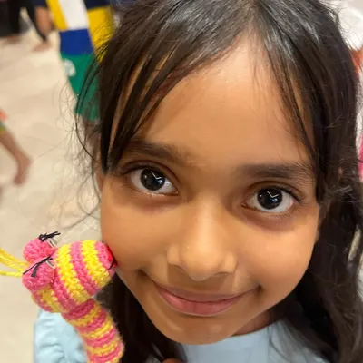 The joy of live reviews from my adorable clients. This little one was so happy with her new finger puppet after the show.