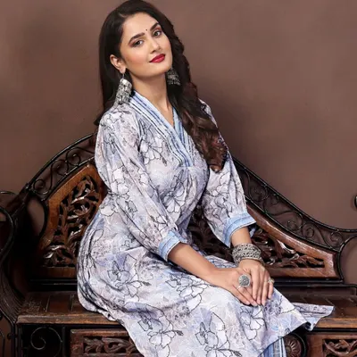 This multicolor muslin kurta pant set is so easy and breezy. The floral print and comfortable fit make it perfect for a casual day out or a relaxed get-together.