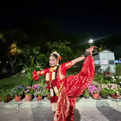 A complete series showing my student Shivi's incredible achievement, from her performance photo and a picture with me to the official scorecard that got her into Hindu College, Delhi University.