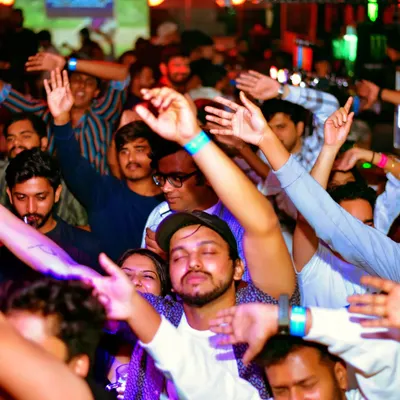 The energy of a packed dance floor is unbeatable. This is what it's all about: people losing themselves in the music, hands up, and feeling the collective vibe.
