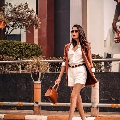 This look is all about the 'boss lady' vibe. Confident, stylish, and always on the move, this is the energy I bring to every corporate event and brand collaboration.