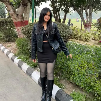 A casual day out. My personal style is a mix of comfortable and chic, which reflects the contemporary and relatable feel of my music.