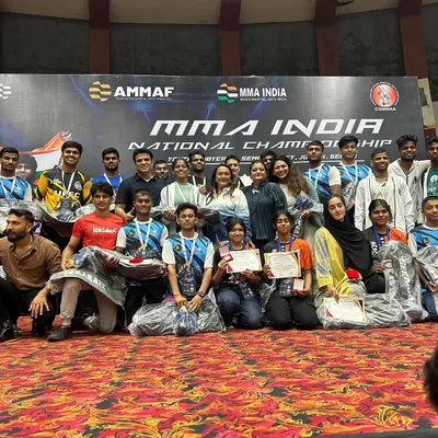Another shot of our victorious Team Delhi at the national championship in Raipur. The smiles and medals show the result of all the sweat and hard work we put in at the gym. This is our parivaar.