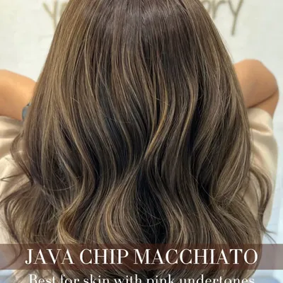 A perfect example of our Java Chip Macchiato shade. We formulated this blend of cool and neutral tones to create a multi-dimensional brunette look, ideal for adding richness and depth while beautifully complementing skin with pink undertones.