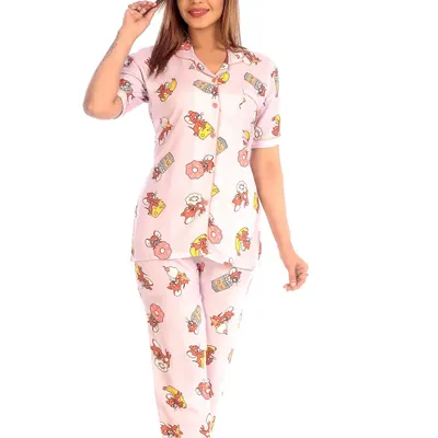 Take a trip down memory lane with this nostalgic Jerry mouse print. The soft pink fabric and classic cartoon character make this a cute and comfortable choice for relaxing. It's one of my favorite 90s throwbacks.