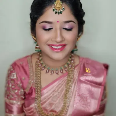 A beautiful makeover for a repeat client. This soft pink, traditional look is perfect for family functions, and I teach how to create this glowing, festive style.