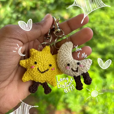 My "You & Me" sun and moon keychains are perfect for long-distance BFFs. This doodled photo highlights the sweet message behind this matching crochet accessory set.