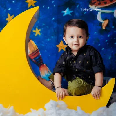 And then the dream comes true. We love using our magical moon prop for both maternity and baby photoshoots, telling a beautiful story from bump to baby.