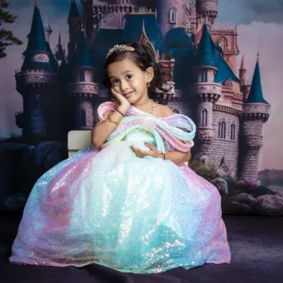 Moonlight, magic, and a princess who rules her fairytale kingdom. Our princess theme is a dream come true.