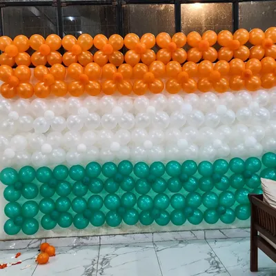 A complete balloon wall I built to represent the Indian flag. This large-scale installation is ideal as a main feature for corporate Independence Day or Republic Day events.