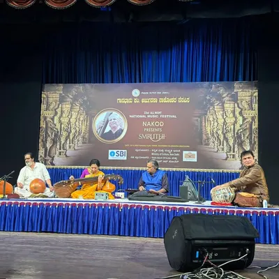 A fabulous jugalbandi concert with Prakash, Sudhindra, Narayanamurthy, and Rajendra. Playing for a knowledgeable and appreciative audience makes the performance even more special.