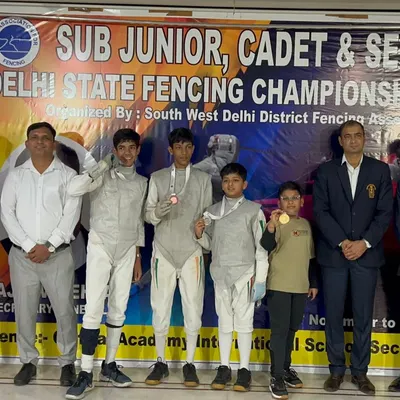 Our young champions dominate at the Delhi State Fencing Championship. Here are our sub-junior and cadet boys with their hard-earned medals in foil and sabre events.