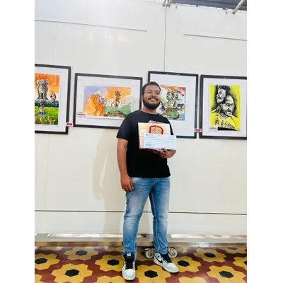 I am so happy to have received the First Prize from the Lalit Kala Akademi. Holding this award next to my displayed work is a moment I will always cherish. Thank you for all the support!