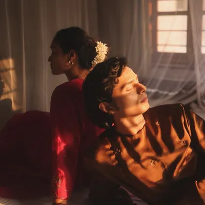 A quiet moment from the campaign I directed for Studio Nirjara. The warm, diffused sunlight and the models' relaxed poses create a soft and romantic atmosphere.