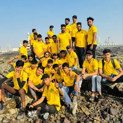 Meet the Dev Mehendi Artist team! We are a group of experienced, high-level artists ready to create your dream mehndi design.