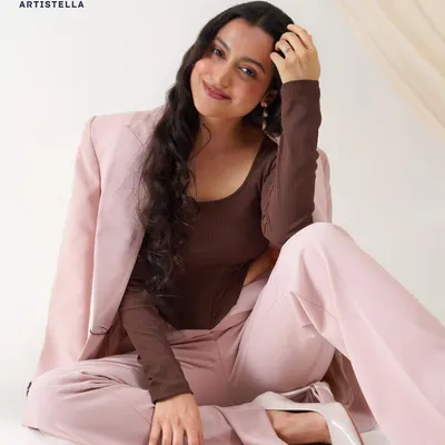 A professional portrait from a photoshoot with my management team, Artistella. As a performer and coach, I believe in presenting myself with the same polish and dedication that I bring to my music.