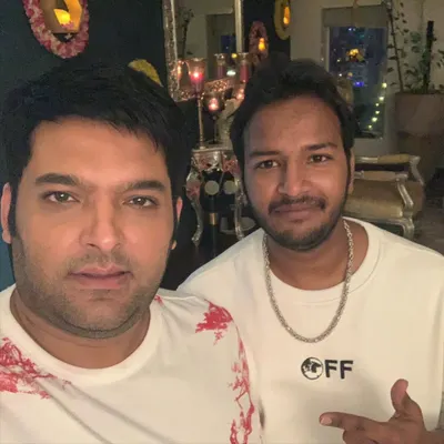I was thrilled to get a picture with the brilliant comedian Kapil Sharma. It is always a pleasure to meet talented artists who appreciate the art of performance.