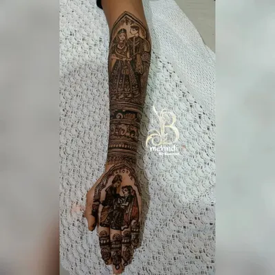 A full arm design telling a complete story, combining multiple portrait scenes. This is an example of the complex compositions you can learn to master in my advanced workshops.