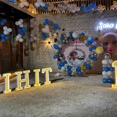 We recently hosted Nihit's first birthday party. I arranged for custom marquee letters and a balloon arch to make his big day extra special.
