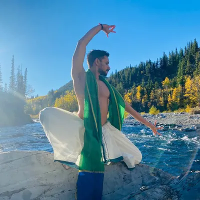 Finding a moment to connect with nature at the Elbow River in Calgary. The beauty of the natural world is a constant source of inspiration for my art, even when I am far from home.