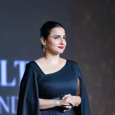 A close-up portrait of actress Vidya Balan at the ET Business Awards. We specialize in capturing elegant and professional shots of VIPs and keynote speakers at your most prestigious events.