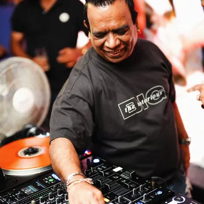 There's nothing like the feel of vinyl. For a truly special event, I offer old school vinyl only sets, bringing a warmer sound and a nostalgic trip with classic house and old school records.
