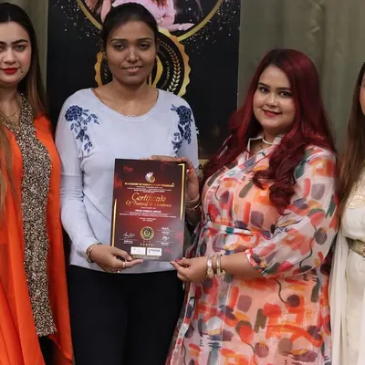 The best moment of any course is the certification ceremony. I am so proud to present this student with her government-authorized certificate, officially marking the start of her journey as a nail technician.