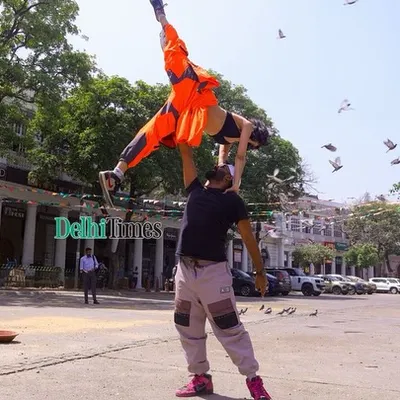 A powerful lift against the backdrop of Connaught Place, captured for our feature in the Delhi Times. We love taking dance out of the studio and into the city.