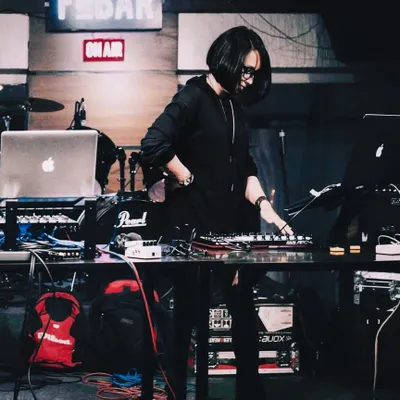 One of the most exciting things about using Ableton Live is the freedom to push creative boundaries. Here I am working on a new set, exploring different sounds and ideas.