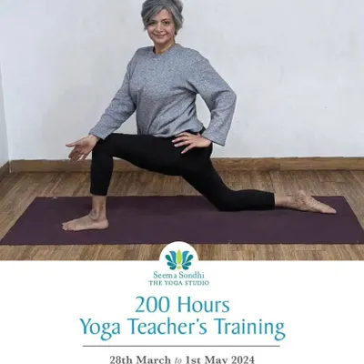 Immerse yourself in the art and science of yoga with my 200-hour Teacher Training. This is the first step on a life changing path, where you will build a strong foundation for your own practice and for teaching others.