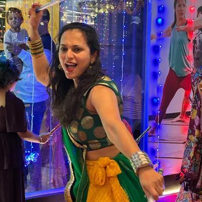 The pure joy of a Garba performance. I focus on expressions and energy to make every dancer shine during their sangeet or Navratri event.