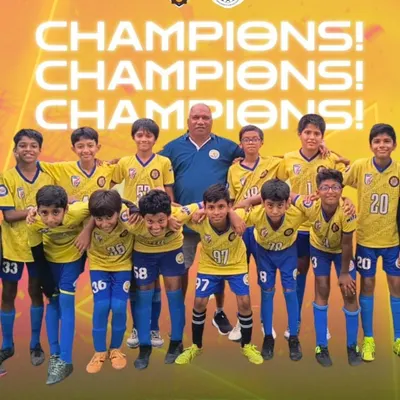 Our Under-12 team stands proud as champions of the Trainer's Cup 2025. A fantastic achievement after a long and competitive season.