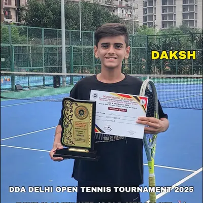 A perfect example of a senior champion: Daksh, the Boys U-14 winner at the DDA Delhi Open. He shows the confidence and composure we instill in our players for high pressure finals.