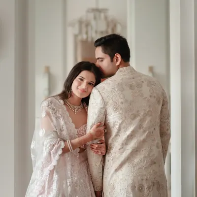 A quiet moment of comfort and affection. This portrait of Vanshika and Sheetij is all about the gentle connection, the feeling of home you find in your partner's arms. It's simple, soft, and full of warmth.