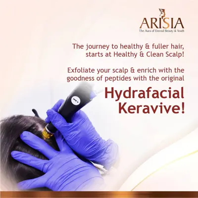 This is a close-up of the Hydrafacial Keravive treatment. I use this device to gently exfoliate the scalp, removing dead skin cells and unclogging follicles, which is the first step toward achieving healthy and fuller hair.