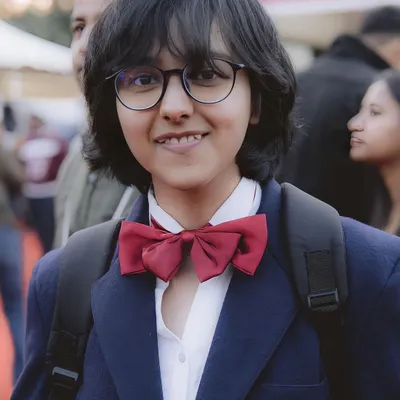 A great portrait of a Detective Conan cosplayer at Delhi Comic Con. Her smile and costume were perfect, and I aimed to capture that cheerful energy.