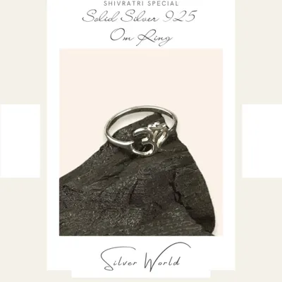 This solid silver 925 'Om' ring is a simple, elegant, and powerful unisex piece. Its clean design makes it perfect for daily wear, serving as a constant reminder of the universe's cosmic sound.
