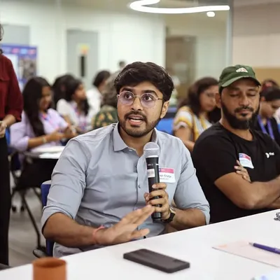 During a roundtable conference at Atlas Skilltech University, I shared my perspective on the skills gap between emerging designers and industry needs. These conversations are vital for shaping a more transparent and user focused future in fintech design.