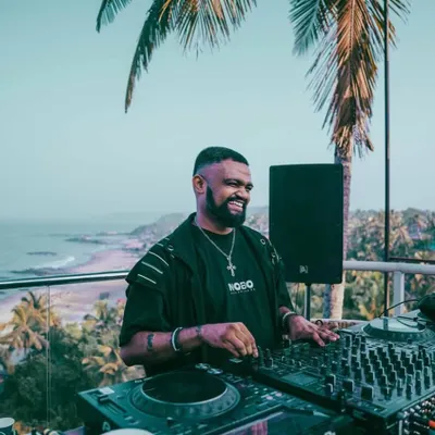 This is my happy place. DJing with a stunning Goa sea view, blending afro house and melodic tunes as the sun sets. These are the moments and sounds that define my sundowner sets.