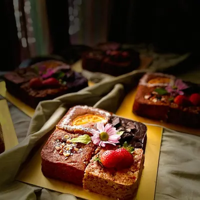 My 4-in-1 whole wheat cake boxes that went out for Valentine’s Day. They featured four different flavours: moist coconut orange, rich chocolate, apple strawberry, and date and nuts.
