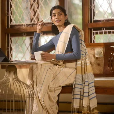 A clean and professional look for an Avantra by Trends campaign. I created a soft, natural makeup look and a simple, elegant hairstyle to complement the workwear saree.