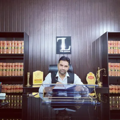 Welcome to my practice at The Legum Group. From this desk, I strategize and fight for my clients, handling complex family law matters with the full backing of our firm's resources and extensive legal library.
