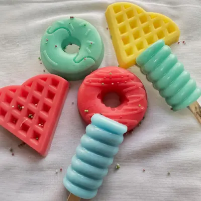 Which dessert is your favorite? My fun, dessert-shaped soaps make bath time a treat for kids. This collection includes donut, waffle, and popsicle soaps, all handmade and skin-safe.
