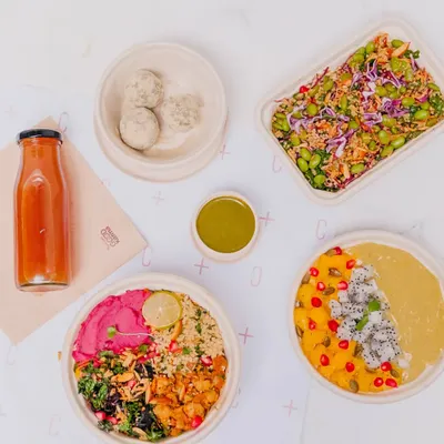 Tired of making impulsive choices on delivery apps? Our subscription service takes the hassle out of healthy eating with a variety of gut-friendly, plant-based meals delivered right to you.