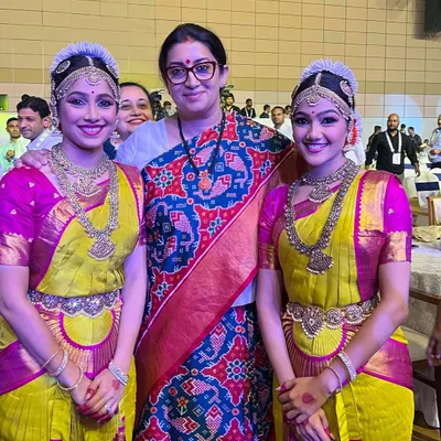 A truly humbling moment to meet and perform for Union Minister Smriti Irani at the G20 Summit. It was an honor to represent our culture on such a prestigious international platform.